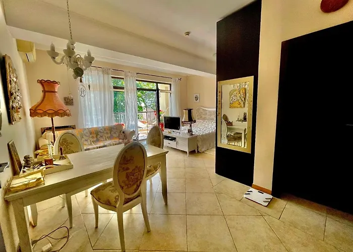 Thracian Cliffs Private Apartament Cavarna